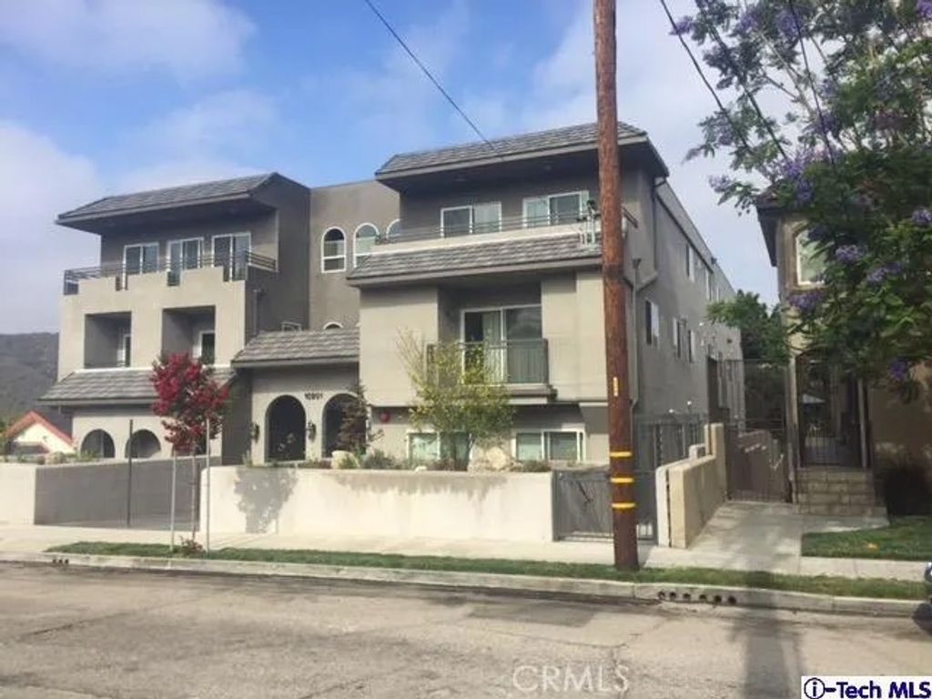 Photo of 10201 Mountair Avenue #103, Tujunga, CA 91042 (MLS # GD26067260)