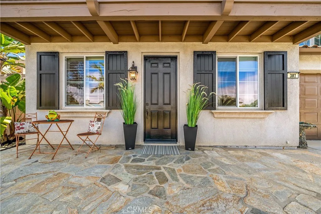 307 Palm Canyon Drive