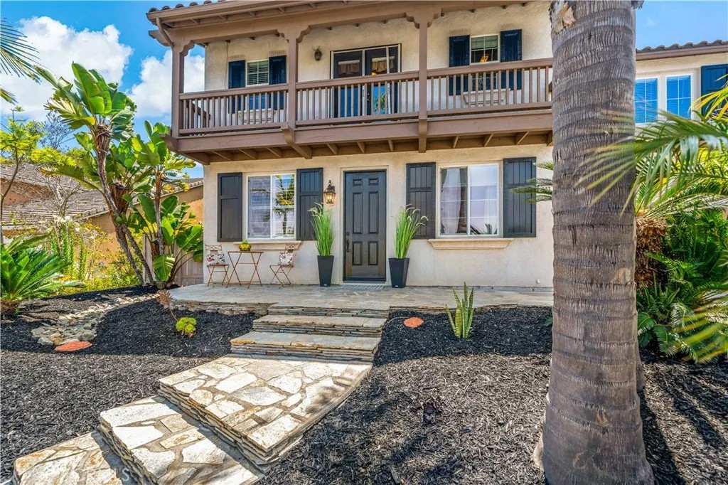 307 Palm Canyon Drive