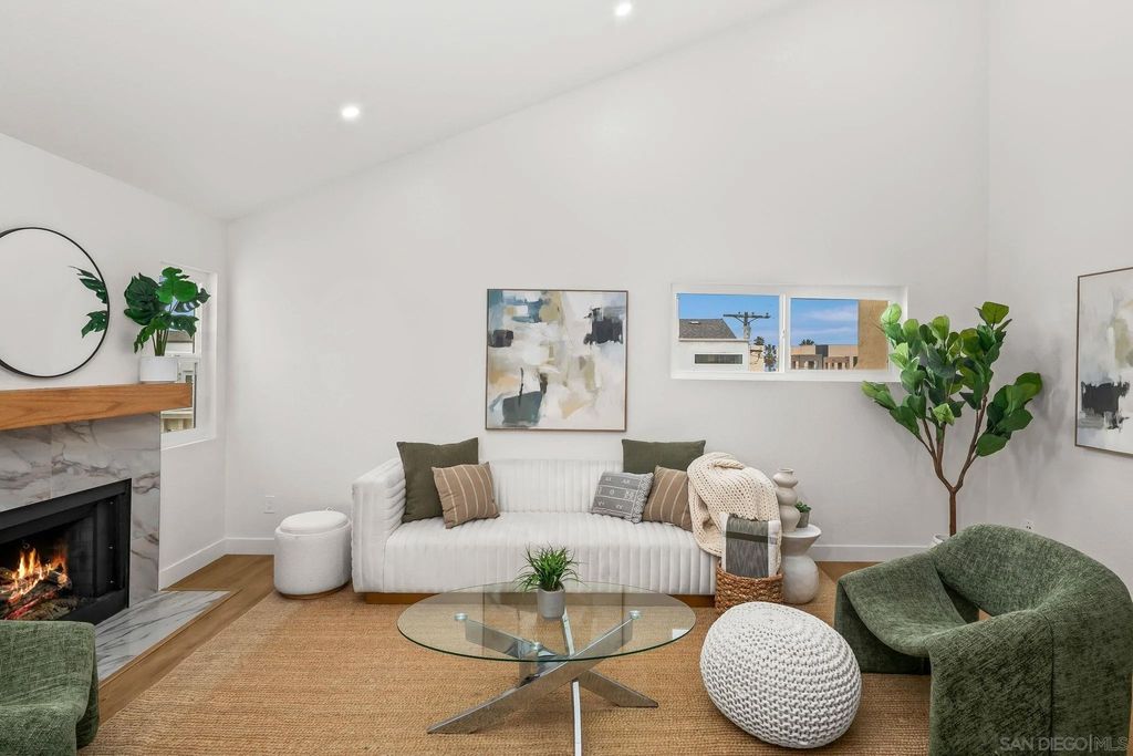 Photo of 152 Evergreen Ave #4, Imperial Beach, CA 91932 (MLS # 260011263)