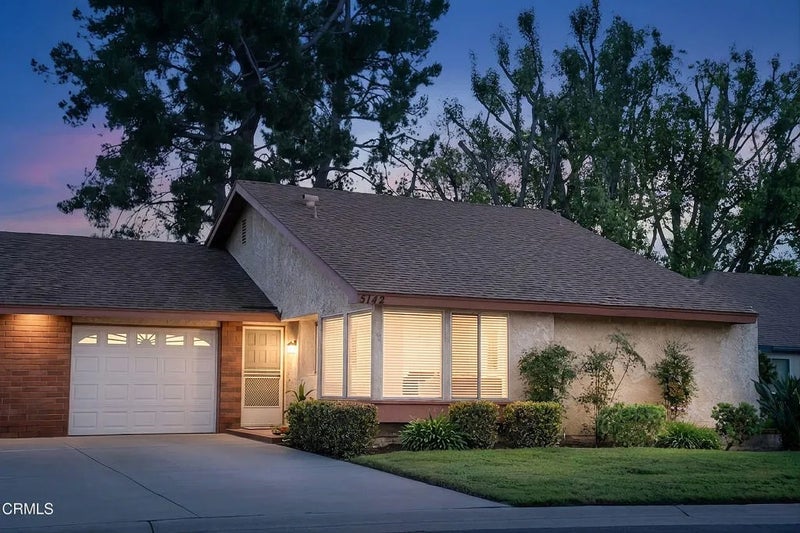 5142 Village 5