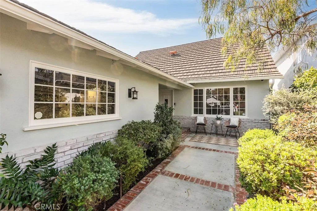 3601 Elm Ave.