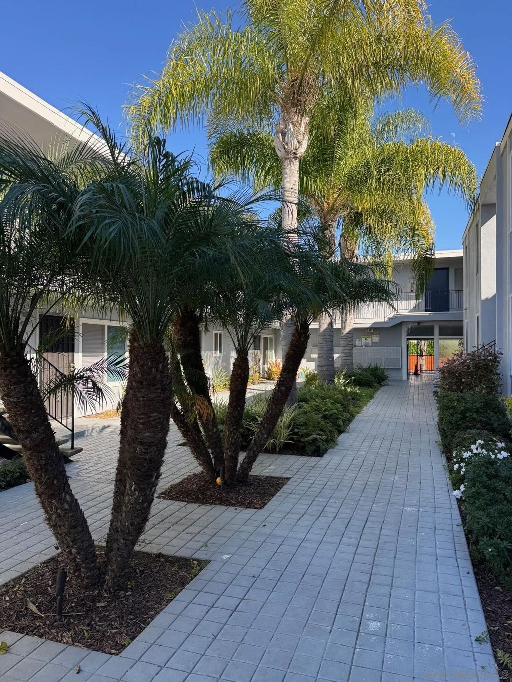 Photo of 4750 Noyes St #202, San Diego, CA 92109 (MLS # 260001958)