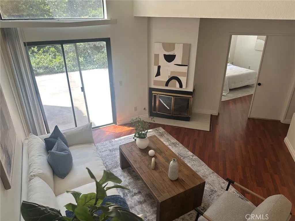 3050 La Paz Ln C