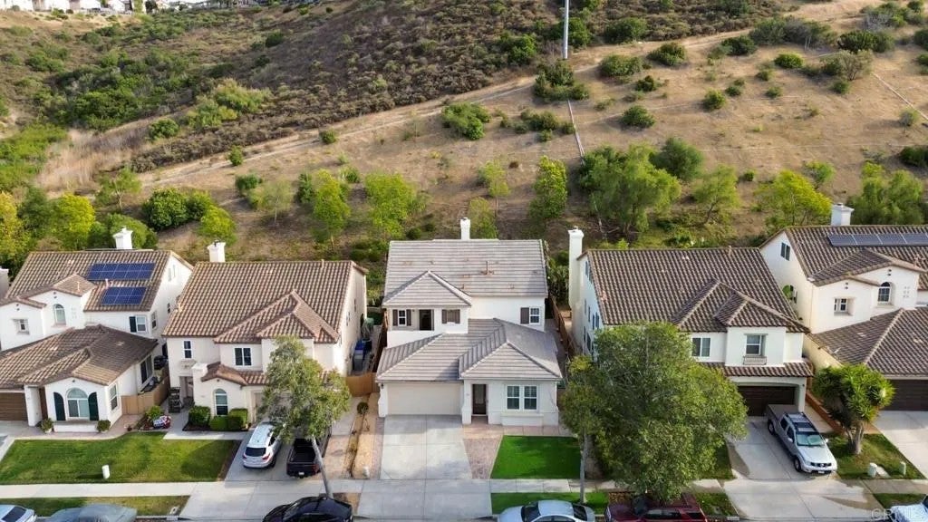 5323 Topsail Drive
