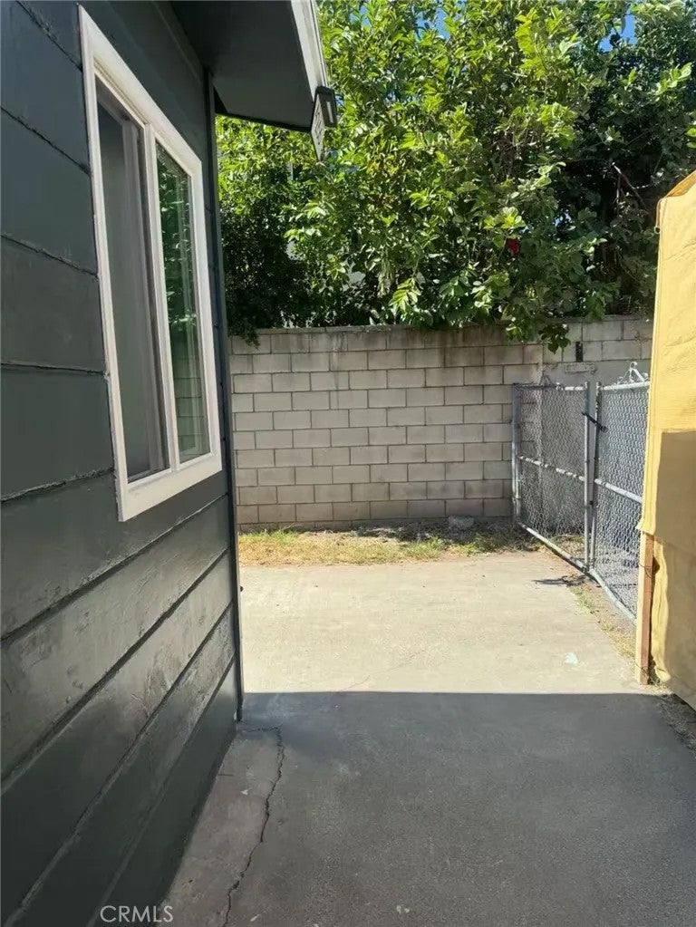 4266 Arden DR.