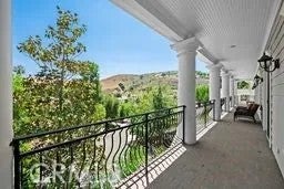 9 Zanja Lane