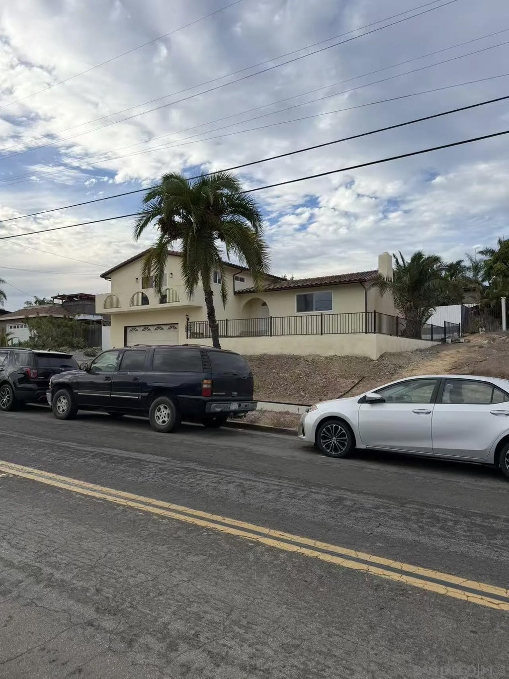 Photo of 2302 Greenbrier Drive, Oceanside, CA 92054 (MLS # 260023985)