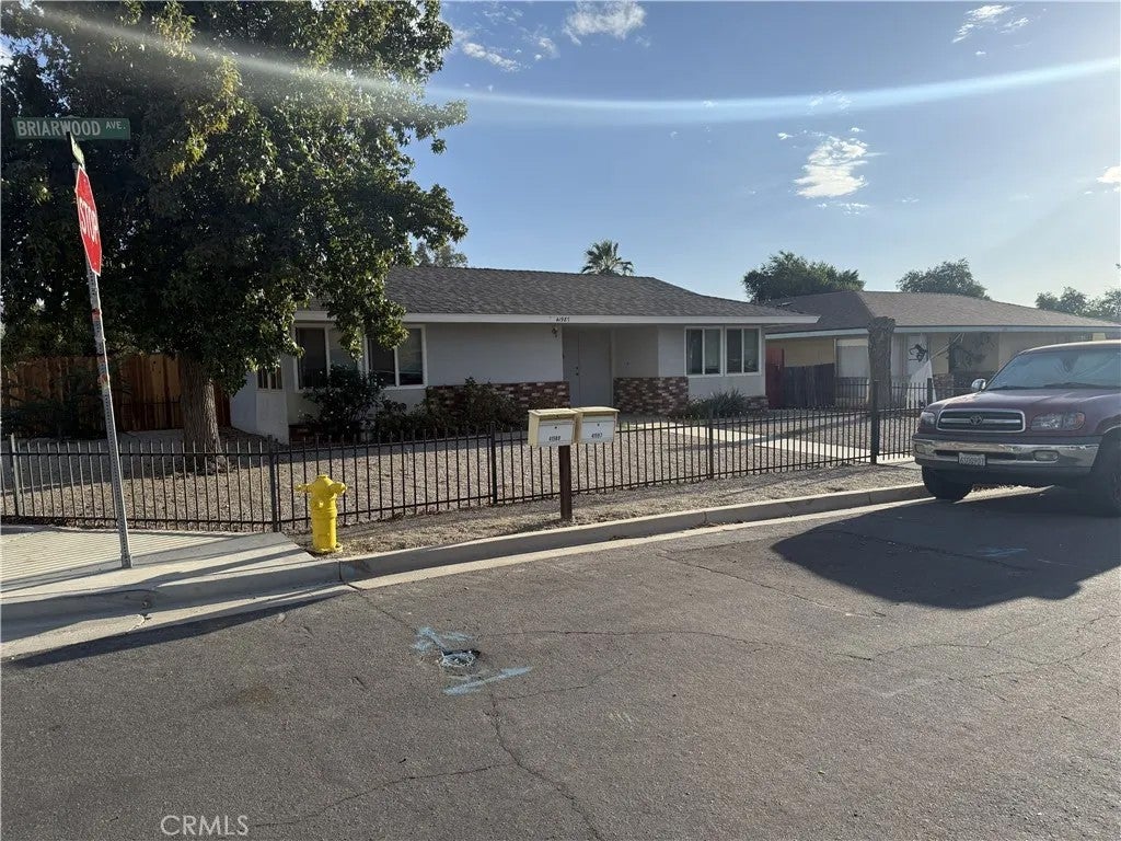 41987 Briarwood