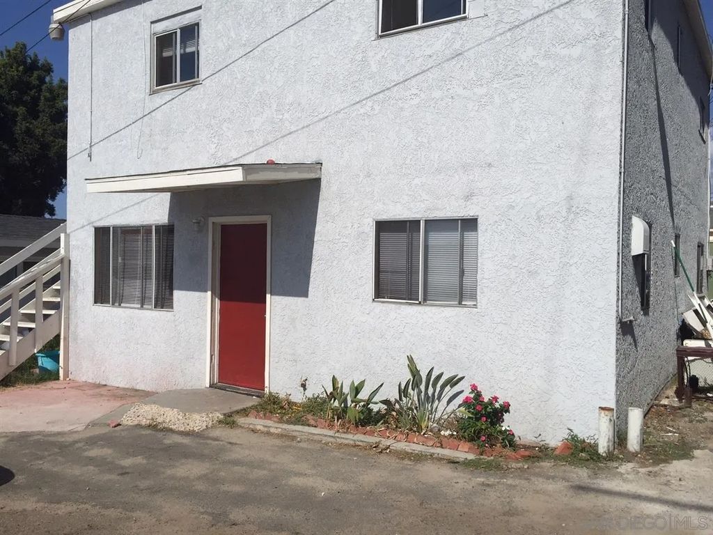 Photo of 237 S 35th Street, San Diego, CA 92113 (MLS # 250045515)