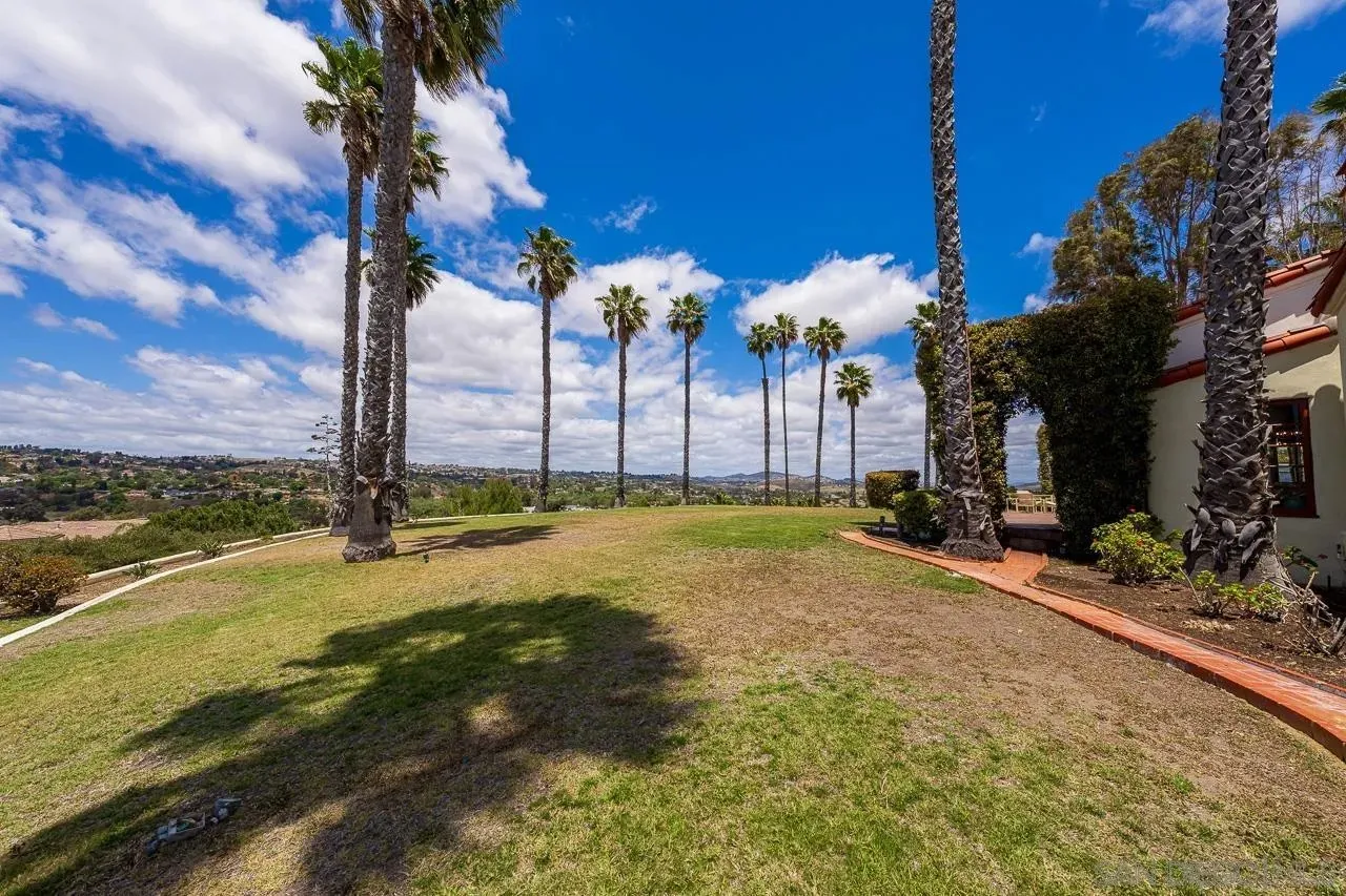 Bonita, California 91902, United States, 6 Bedrooms Bedrooms, ,7 BathroomsBathrooms,Residential,Active,132622