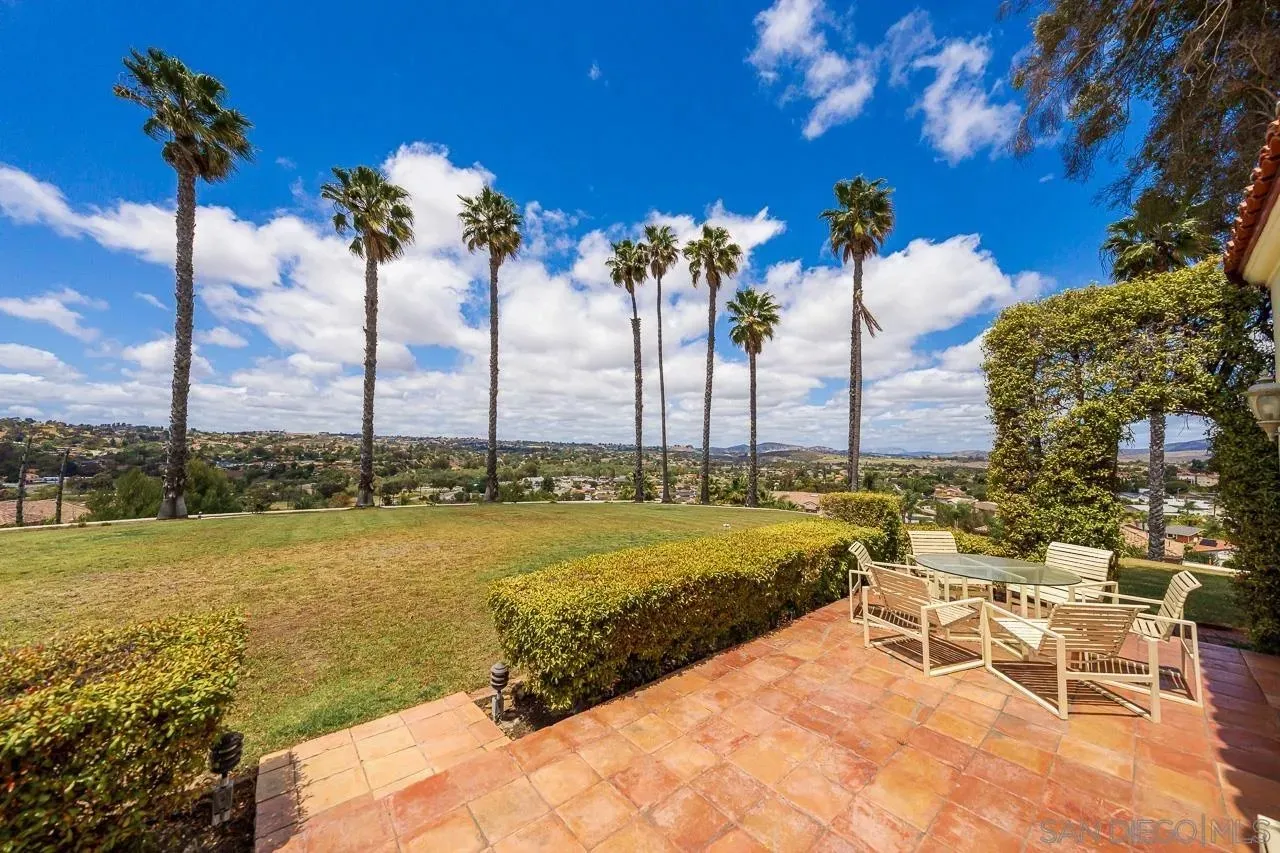 Bonita, California 91902, United States, 6 Bedrooms Bedrooms, ,7 BathroomsBathrooms,Residential,Active,132622