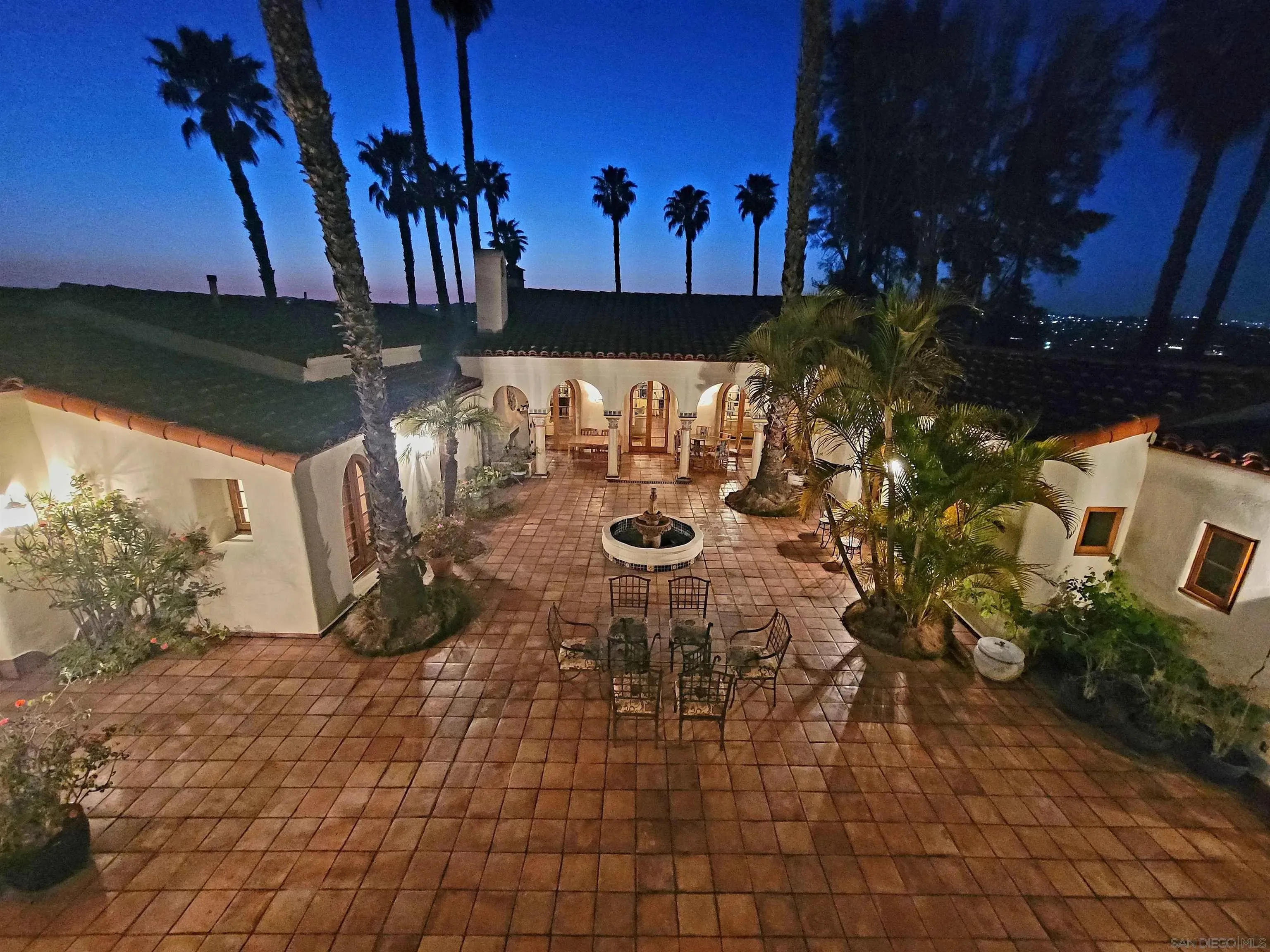 Bonita, California 91902, United States, 6 Bedrooms Bedrooms, ,7 BathroomsBathrooms,Residential,Active,132622