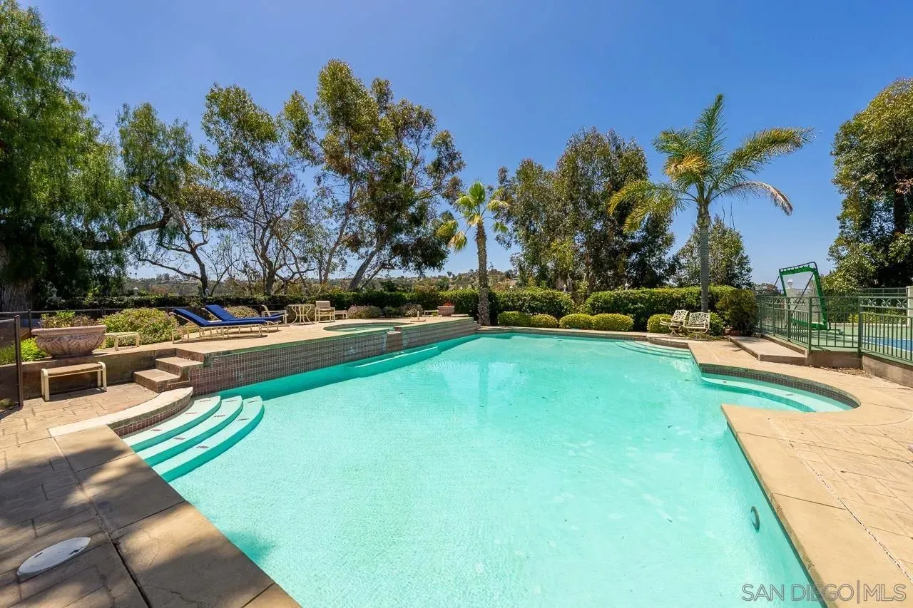 Bonita, California 91902, United States, 6 Bedrooms Bedrooms, ,7 BathroomsBathrooms,Residential,Active,132622