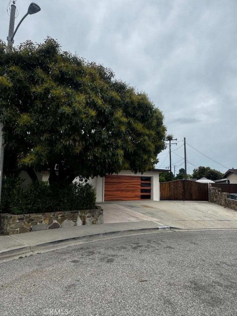 1720 Elsinore Circle
