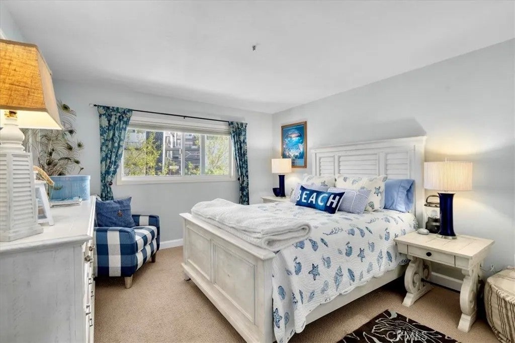 615 Esplanade 504