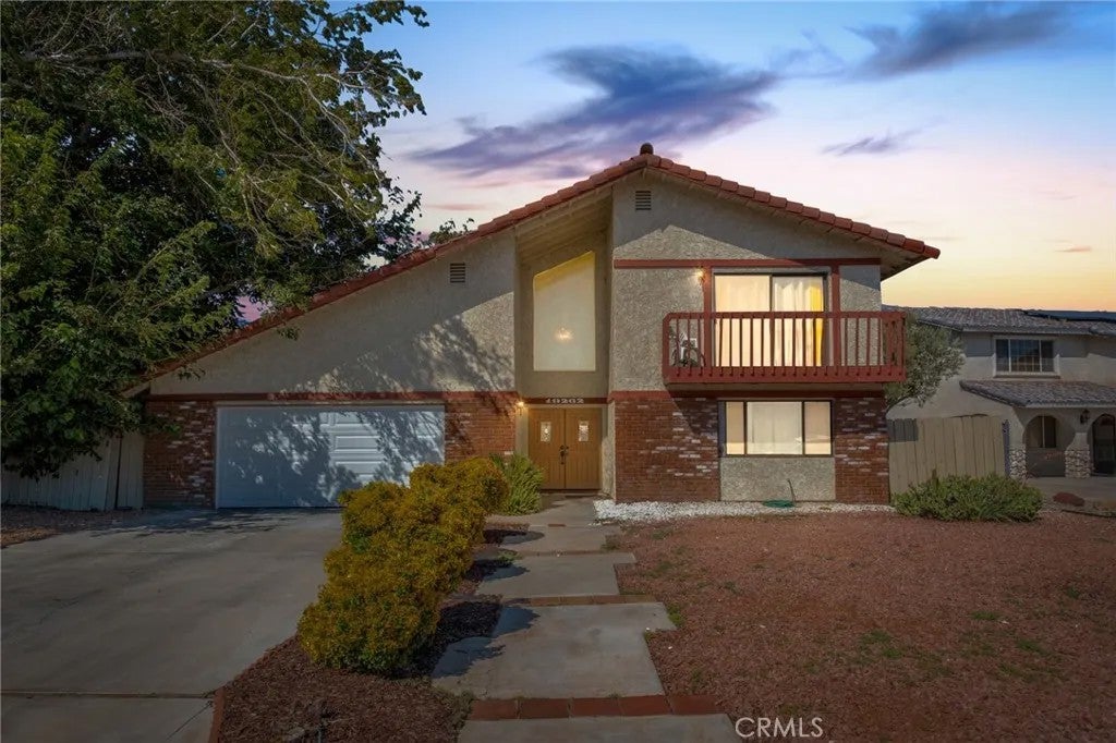 Photo of 18262 Harbor Dr, Victorville, CA 92395 (MLS # HD26198478)