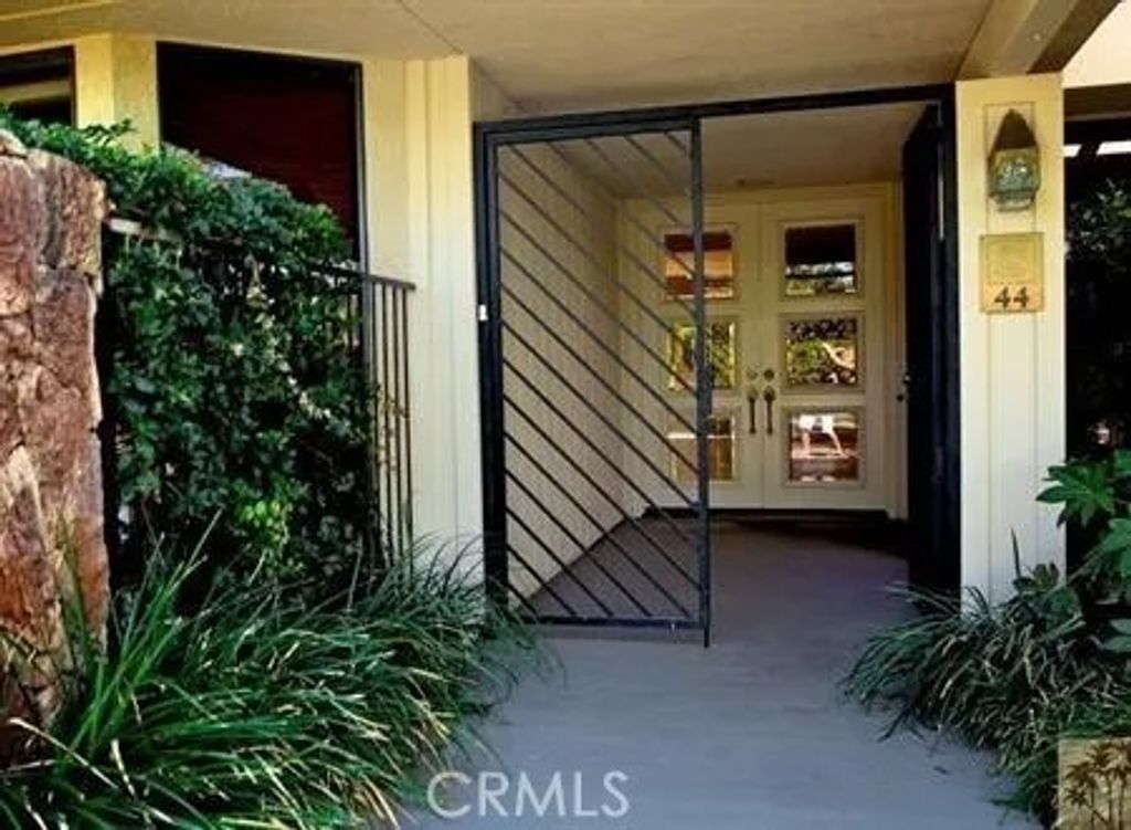 Photo of 44 Mount Holyoke Dr, Rancho Mirage, CA 92270 (MLS # PW26032615)