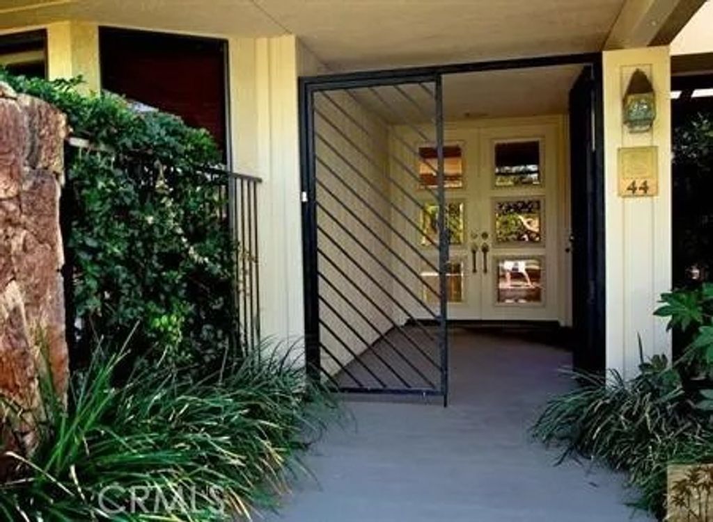 Photo of 44 Mount Holyoke Dr, Rancho Mirage, CA 92270 (MLS # PW26032615)