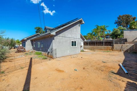 Tiny photo for 12709 Castle Court Dr, Lakeside, CA 92040 (MLS # 250042531)