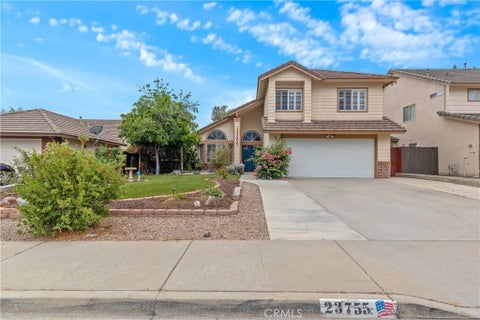 Photo of 23755 Cork Oak Circle, Murrieta, CA 92562 (MLS # SW26130011)
