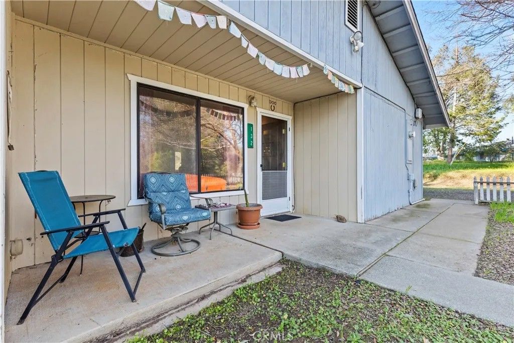 Photo of 132 Feathervale Dr, Oroville, CA 95966 (MLS # OR26018430)