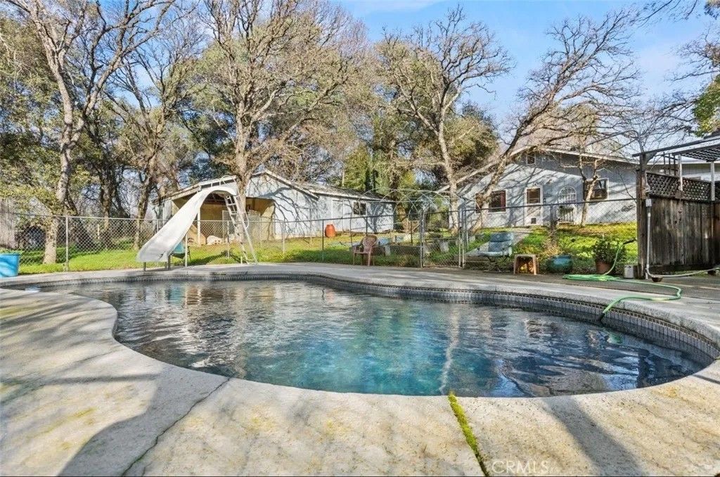 Photo of 132 Feathervale Dr, Oroville, CA 95966 (MLS # OR26018430)