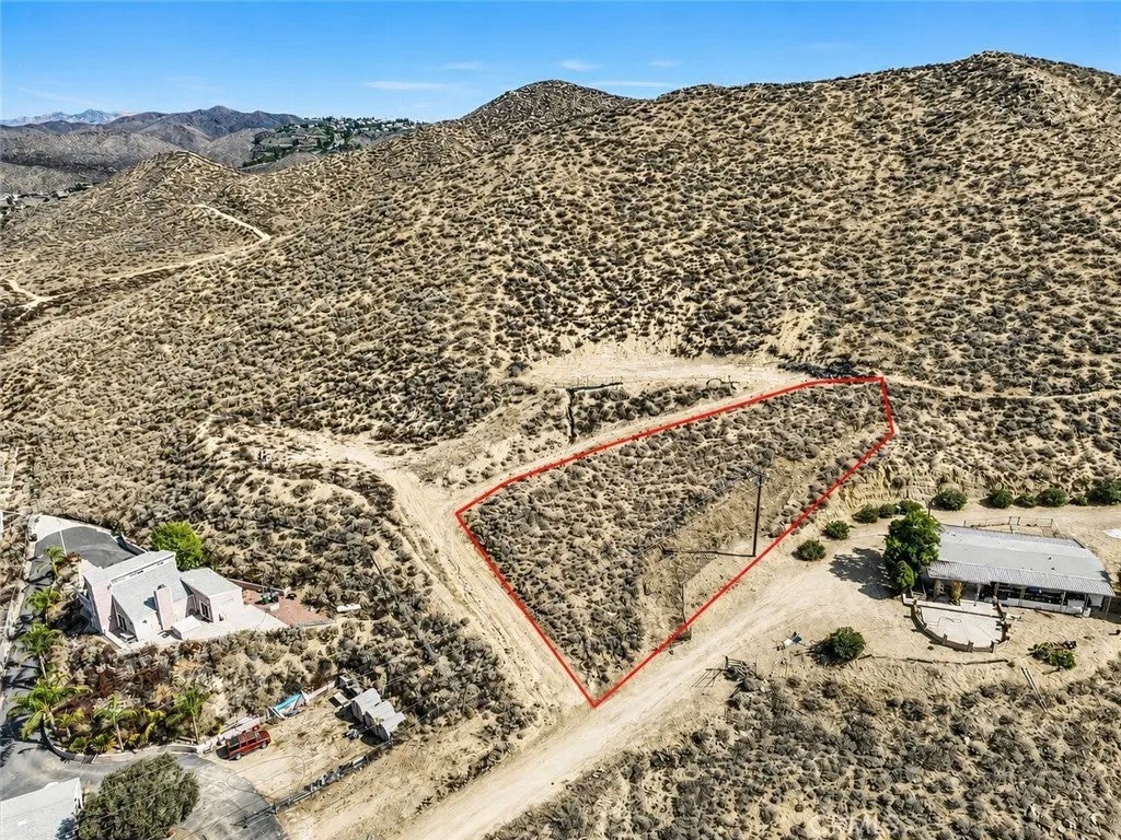 Photo of 0 Malaga Rd, Lake Elsinore, CA 92595 (MLS # PW26194057)
