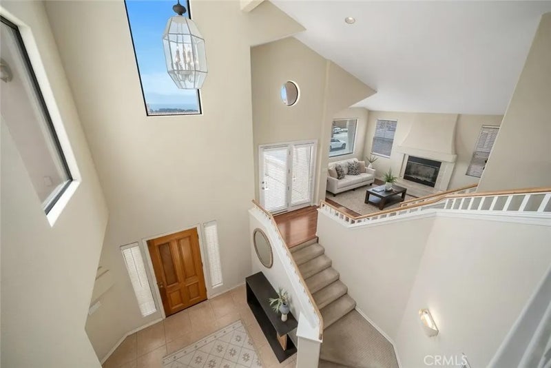 68 Whitecap Street
