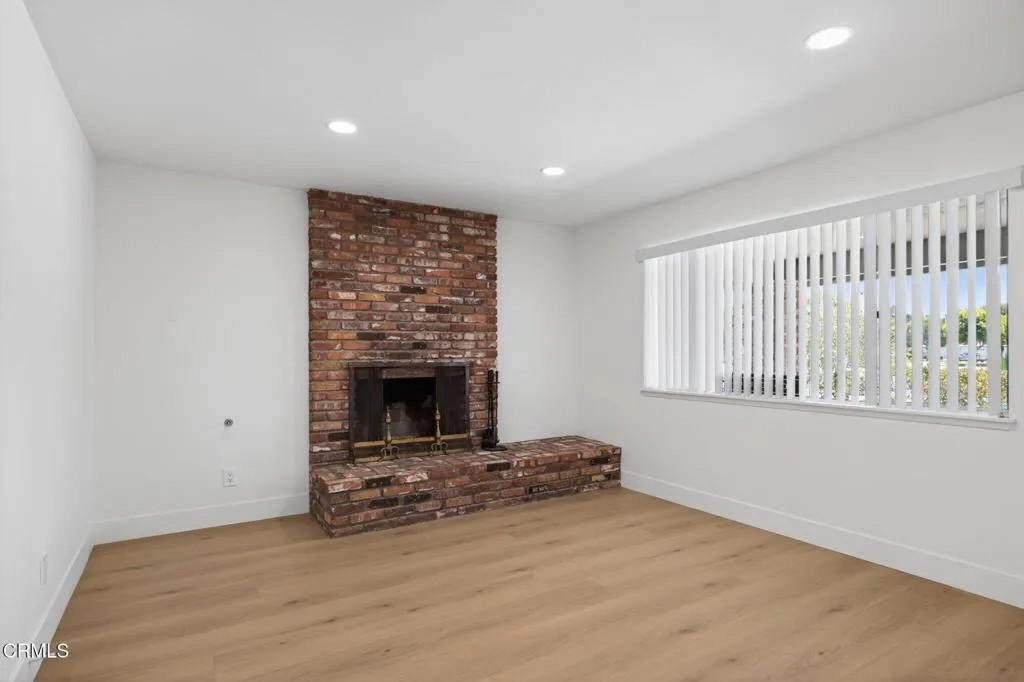 151 W Bay Boulevard