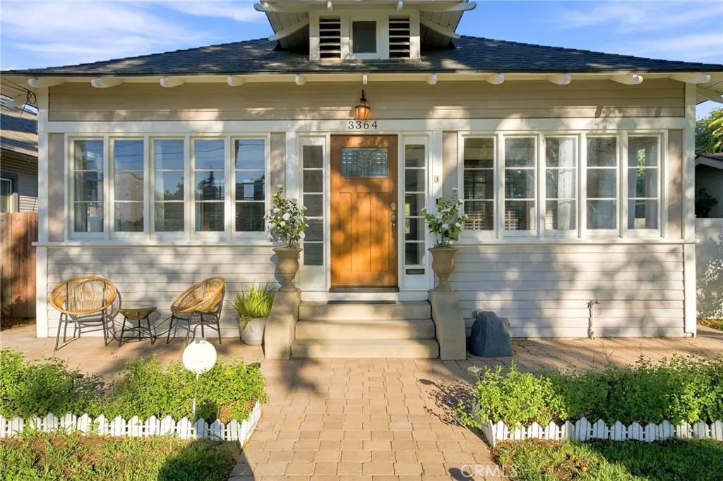 3364 Cedar