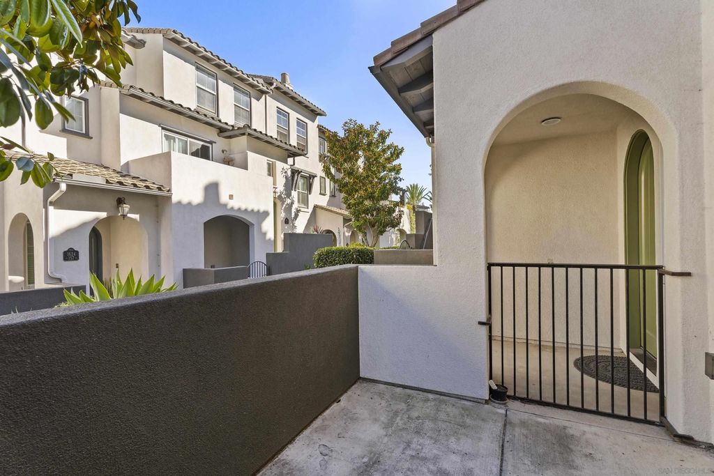 Photo of 1623 Gila Ct #178, Chula Vista, CA 91915 (MLS # 250043855)