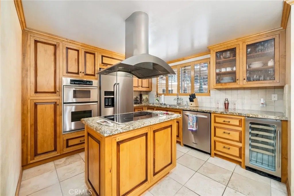 Photo of 3665 E 1st St #202, Long Beach, CA 90803 (MLS # PW26065138)