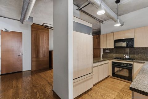 Tiny photo for 877 Island Ave #203, San Diego, CA 92101 (MLS # 260006282)