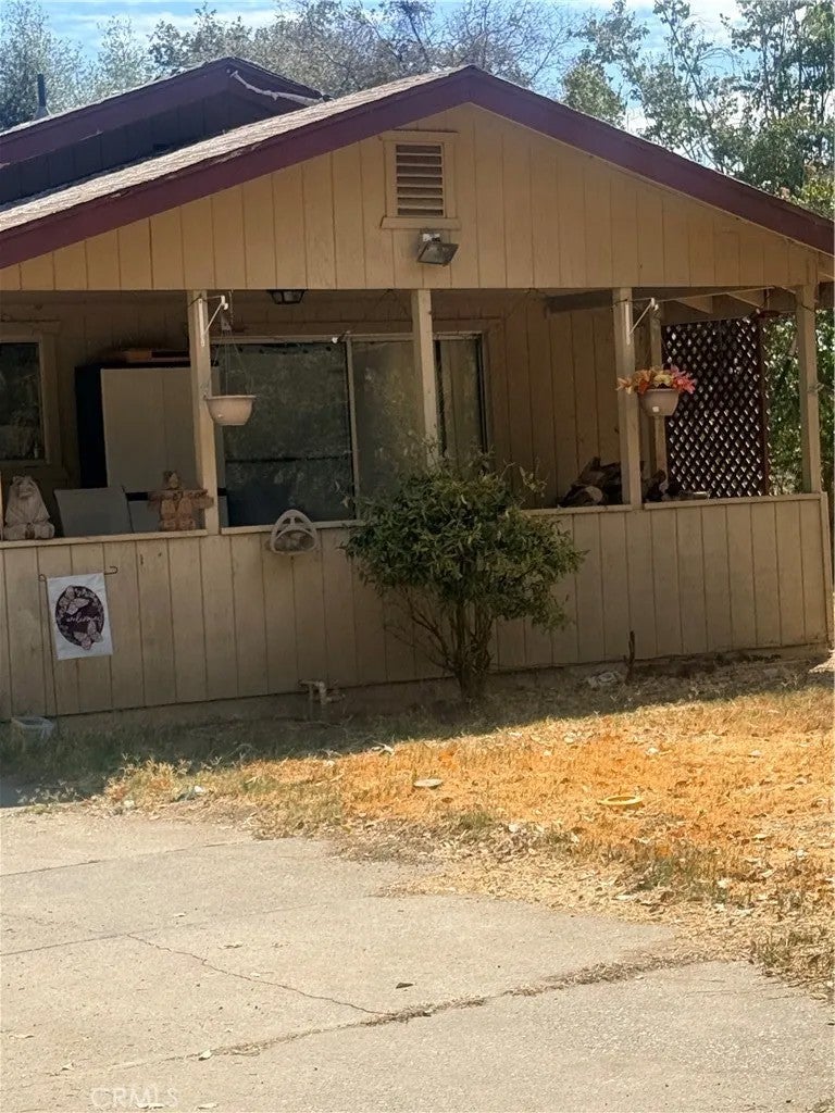 4370 Old Oak