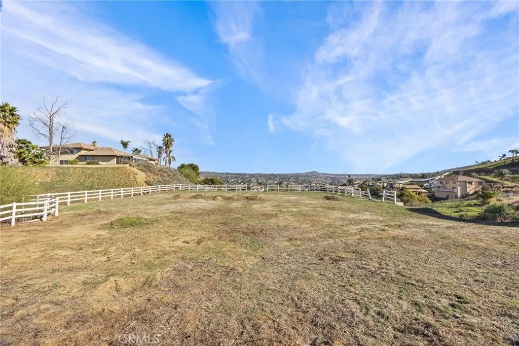 Photo of 16538 Canyon Ridge Rd, Riverside, CA 92503 (MLS # IG25272818)