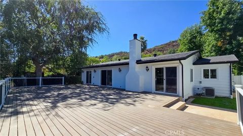 Tiny photo for 1496 Belleau Road, Glendale, CA 91206 (MLS # GD25232340)