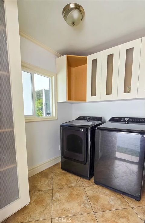 Tiny photo for 1496 Belleau Road, Glendale, CA 91206 (MLS # GD25232340)