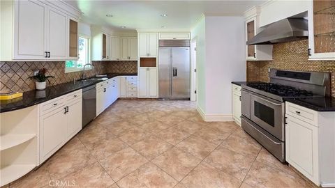 Tiny photo for 1496 Belleau Road, Glendale, CA 91206 (MLS # GD25232340)