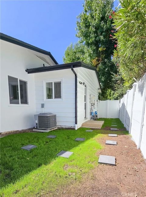 Tiny photo for 1496 Belleau Road, Glendale, CA 91206 (MLS # GD25232340)
