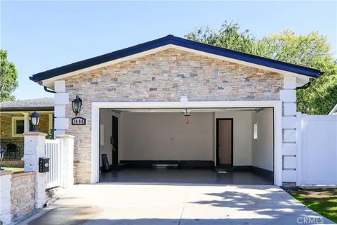 Tiny photo for 1496 Belleau Road, Glendale, CA 91206 (MLS # GD25232340)