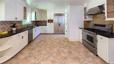 Tiny photo for 1496 Belleau Road, Glendale, CA 91206 (MLS # GD25232340)