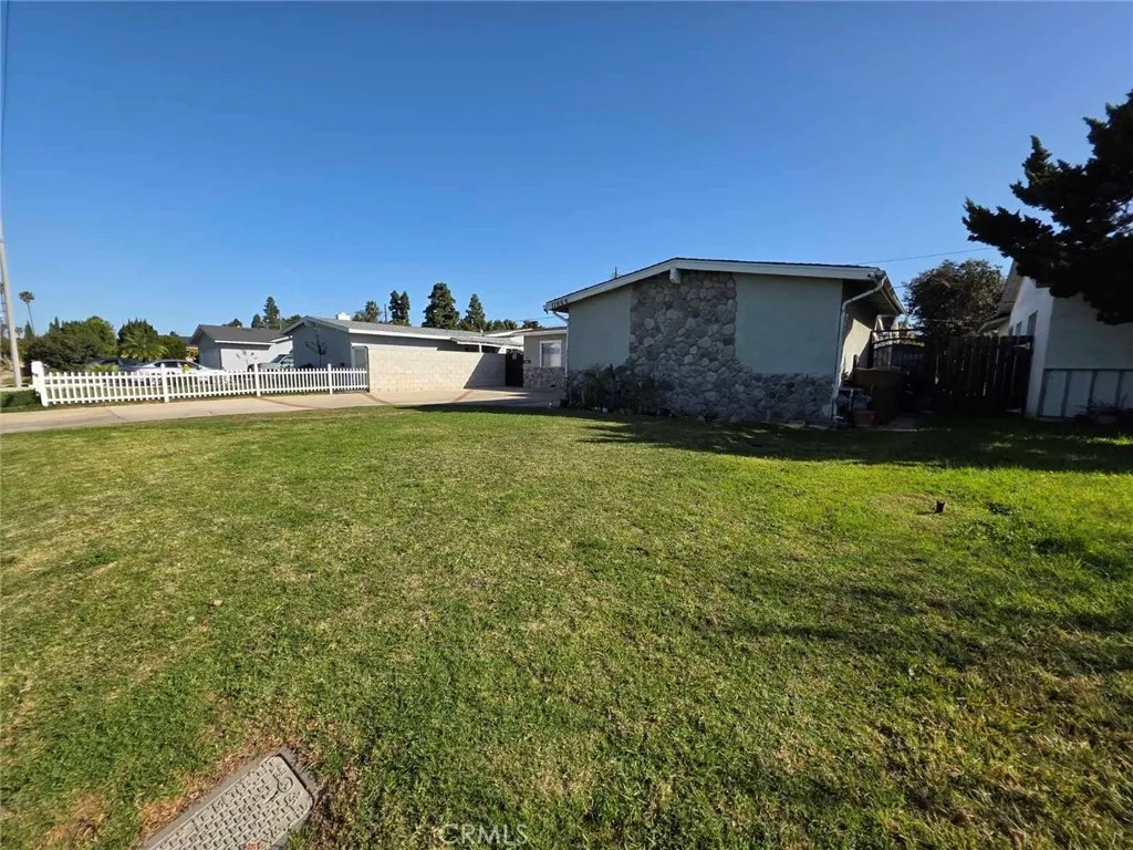 11662 Stephanie Lane