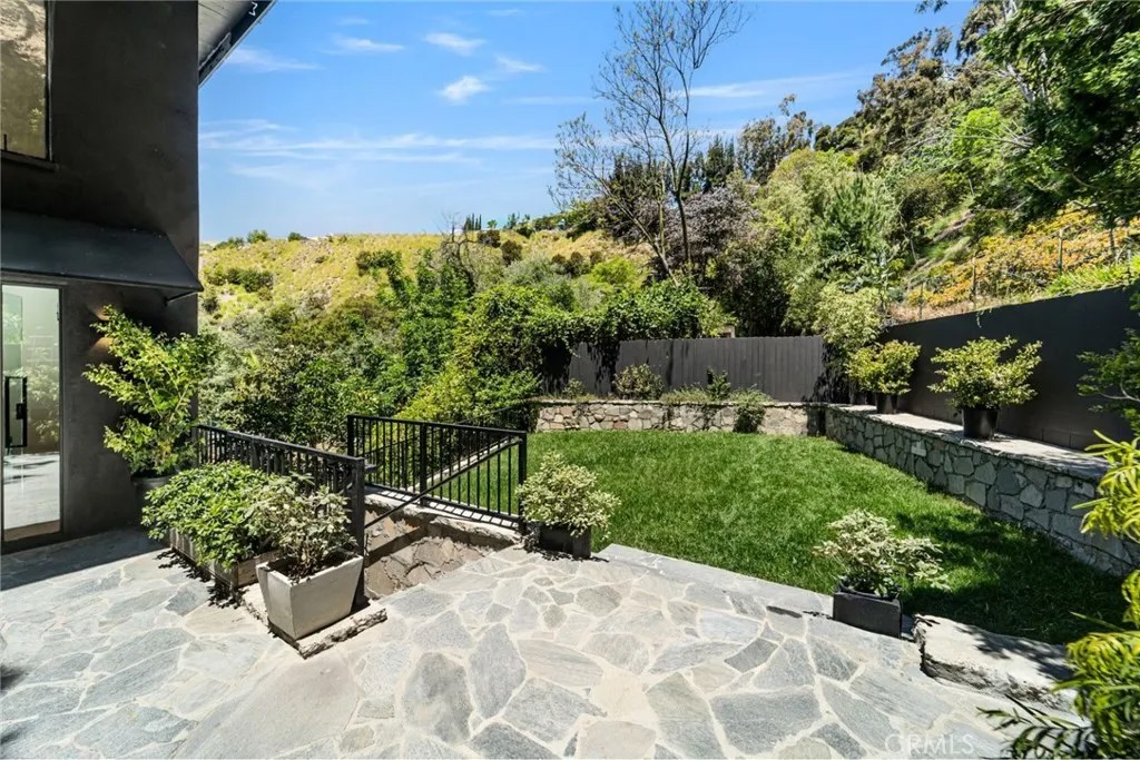 1782 Viewmont Drive