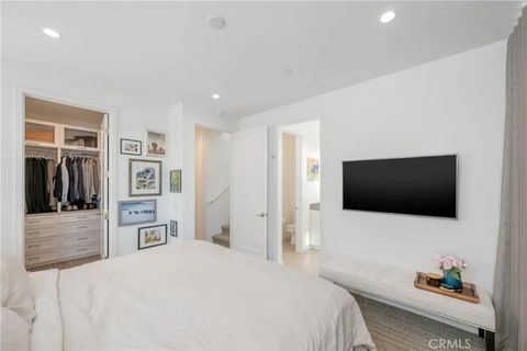 Tiny photo for 637 Cardiff Reef, Costa Mesa, CA 92627 (MLS # NP25272565)