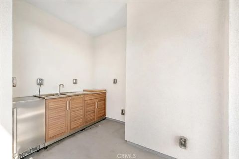 Tiny photo for 637 Cardiff Reef, Costa Mesa, CA 92627 (MLS # NP25272565)