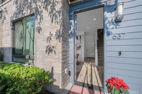 Tiny photo for 637 Cardiff Reef, Costa Mesa, CA 92627 (MLS # NP25272565)