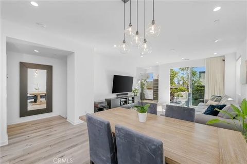 Tiny photo for 637 Cardiff Reef, Costa Mesa, CA 92627 (MLS # NP25272565)