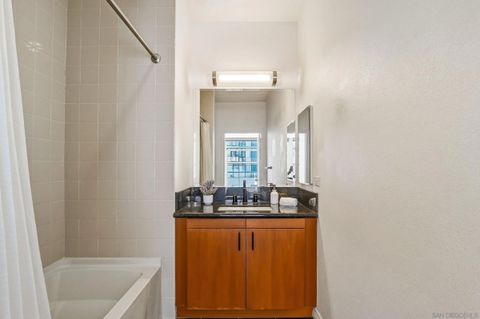 Tiny photo for 875 G St #804, San Diego, CA 92101 (MLS # 260003914)