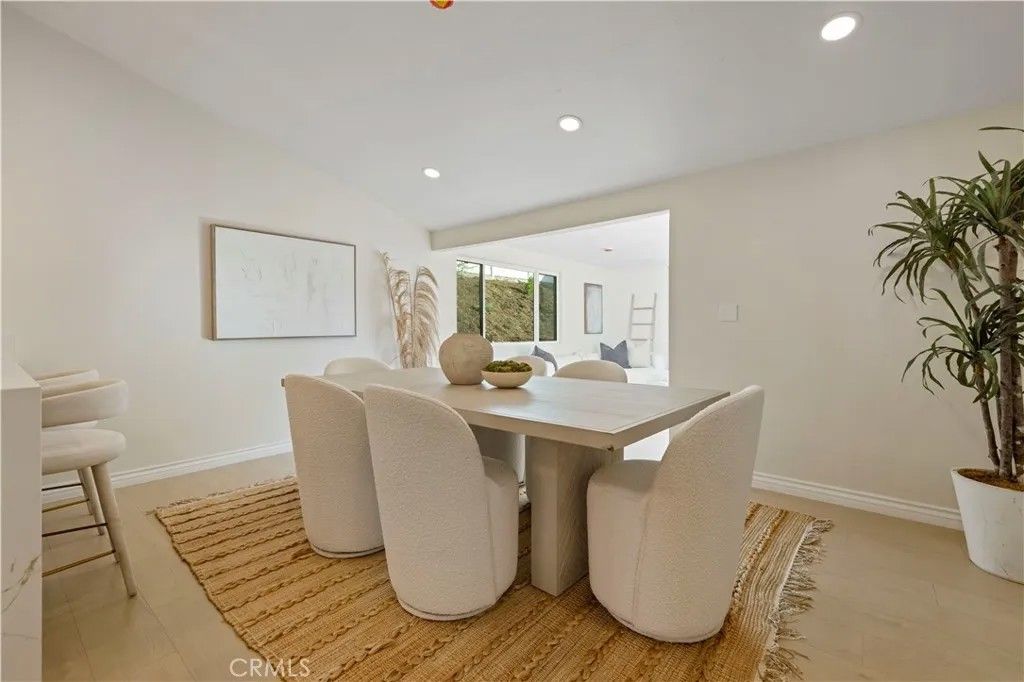 Photo of 18640 Kimbrough Street, Canyon Country, CA 91351 (MLS # SR25277271)